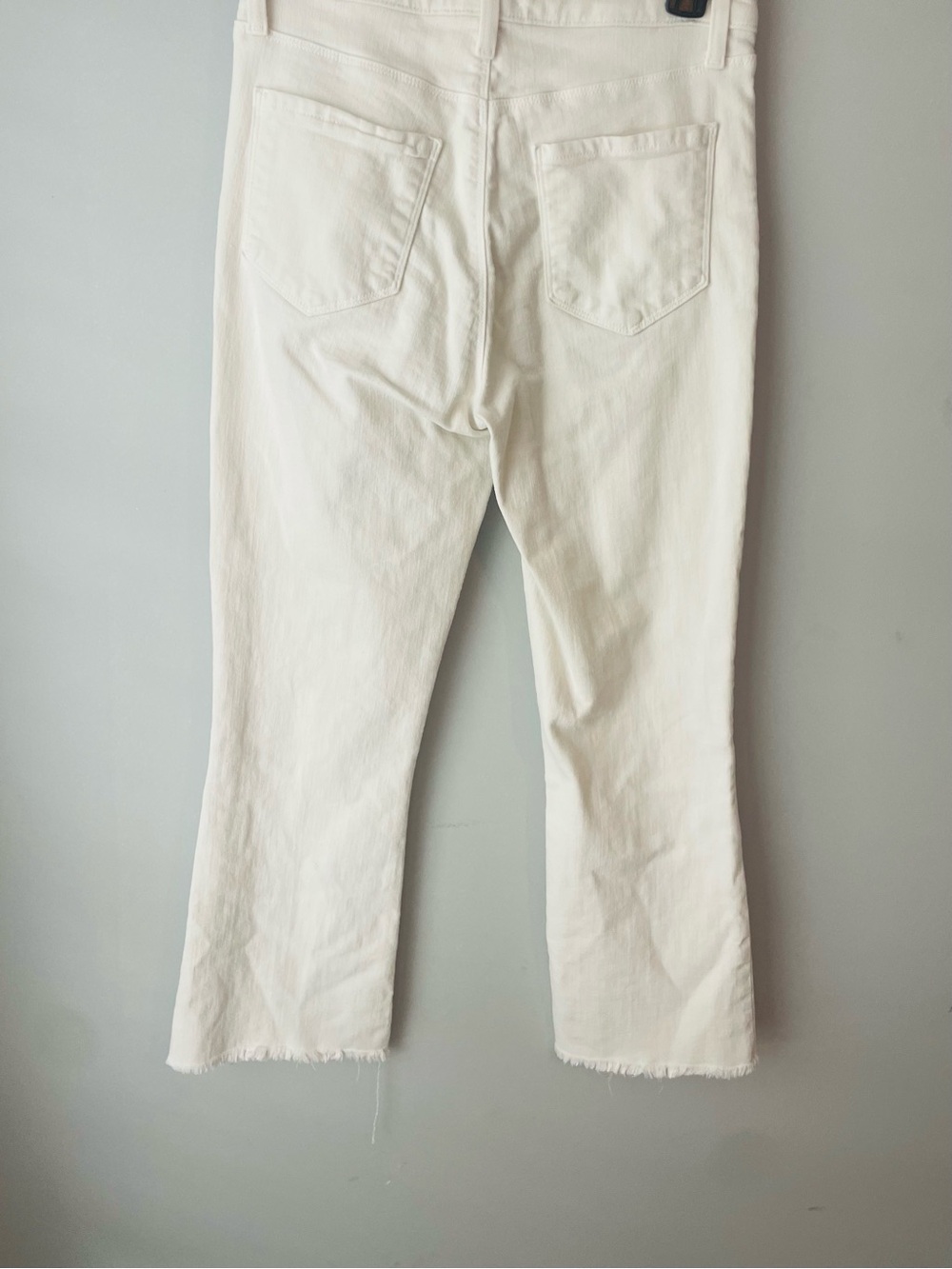 L’AGENCE White Cropped Raw-Hem Jeans - Picture 4 of 6